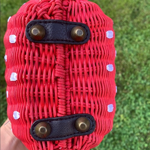 NWOT🍓crossbody/shoulder handcrafted woven bag - Picture 9 of 16